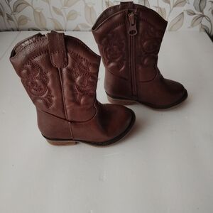 Cat & Jack Brown Embroidered Kids Western Zip Boots